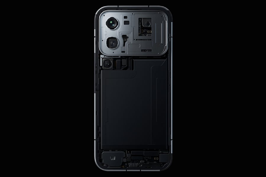 Xiaomi 18 Pro render с задним дисплеем
